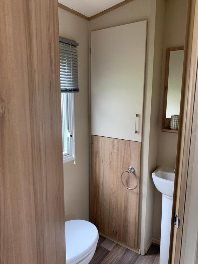 Newquay Bay Porth Caravan - 6 Berth エクステリア 写真