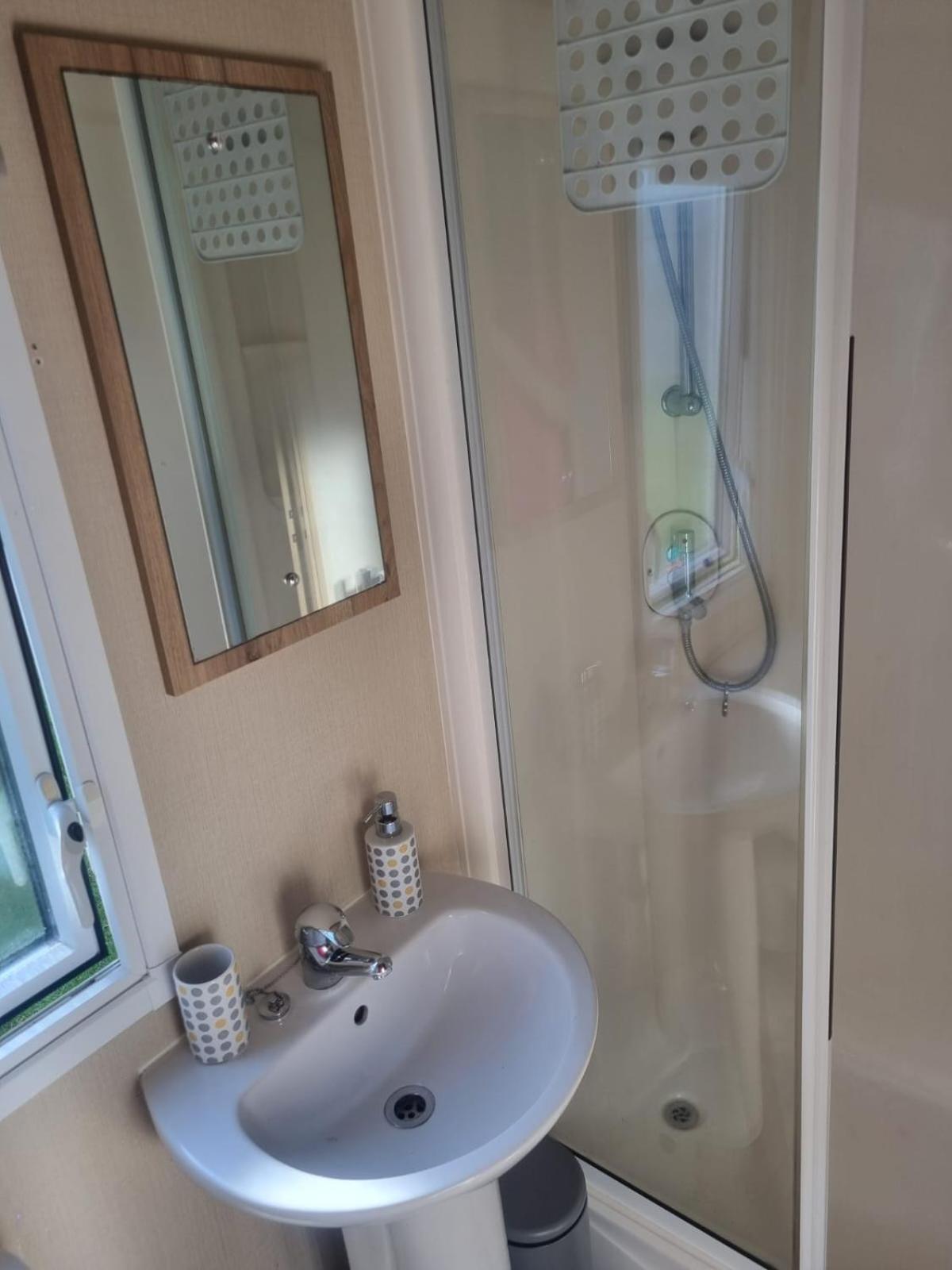 Newquay Bay Porth Caravan - 6 Berth エクステリア 写真